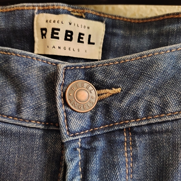 Rebel size 18 women's jeans denium comfortable, casual, stretchy, form fitting - Picture 4 of 8